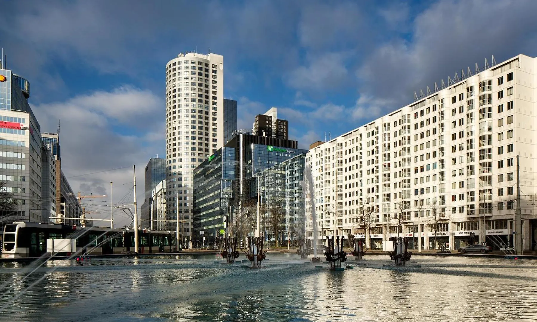 *** Otel Holiday Inn Express Rotterdam - Central Station By Ihg Hollanda